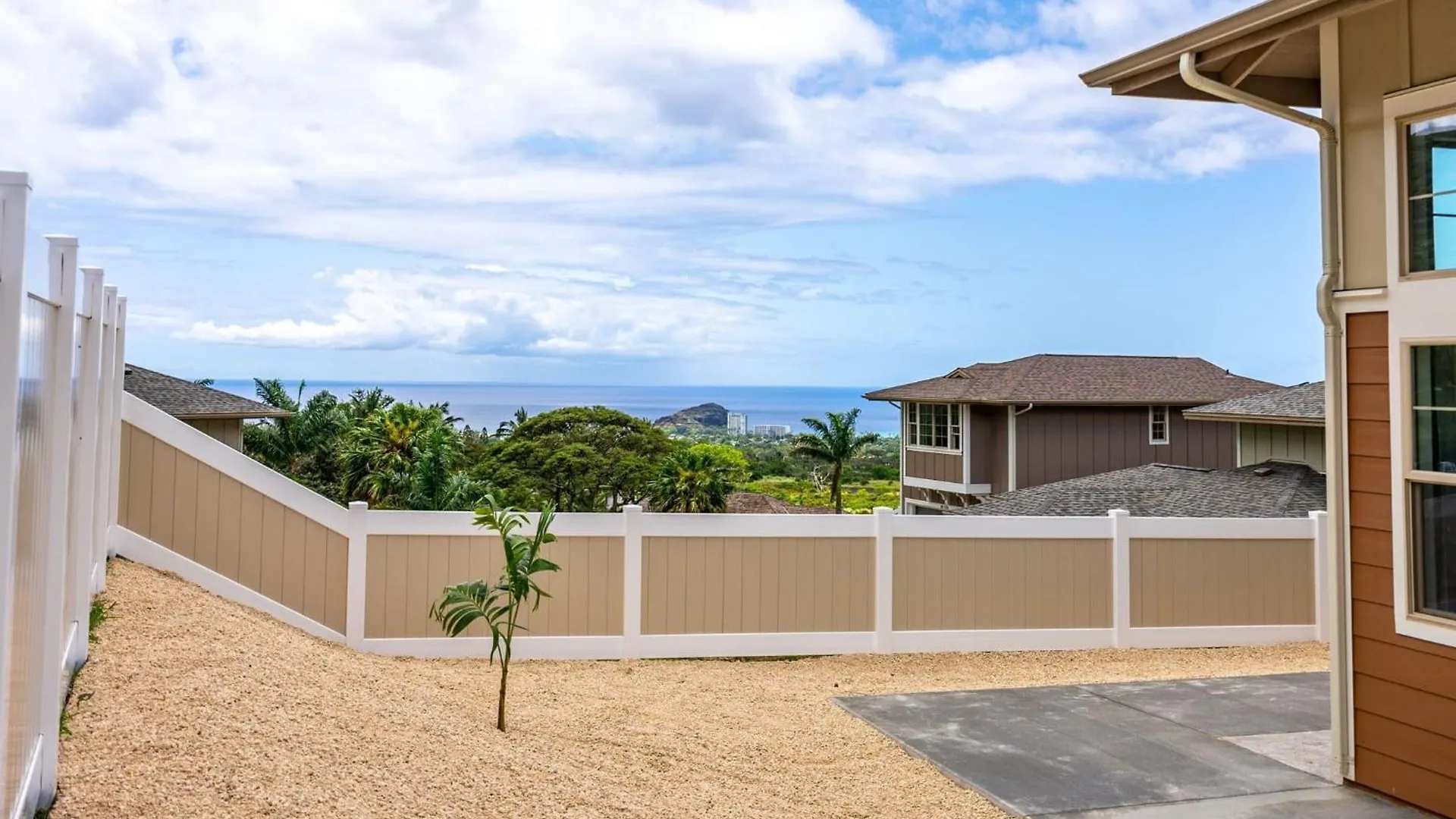 Lealea By Avantstay Ocean Mountain Views Waianae Holiday home