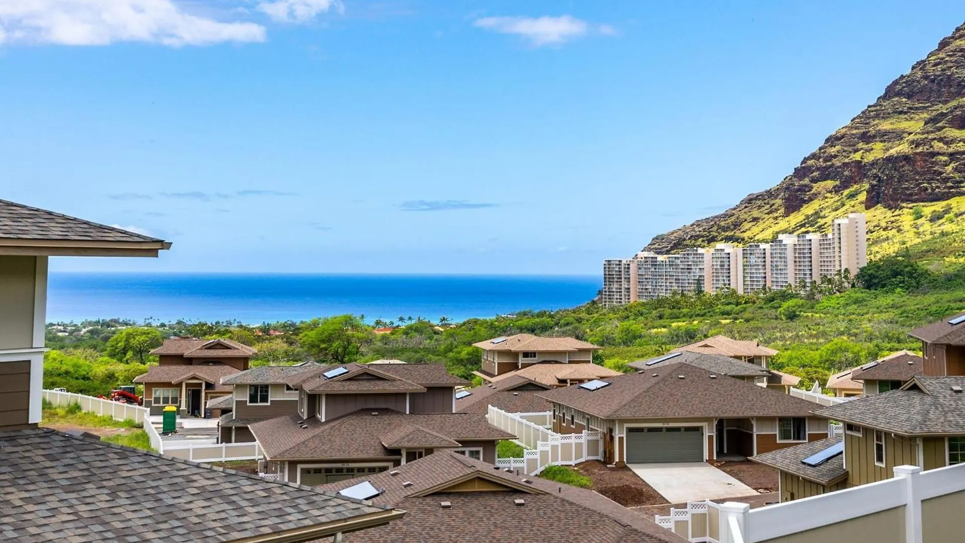 Lealea By Avantstay Ocean Mountain Views Waianae Holiday home