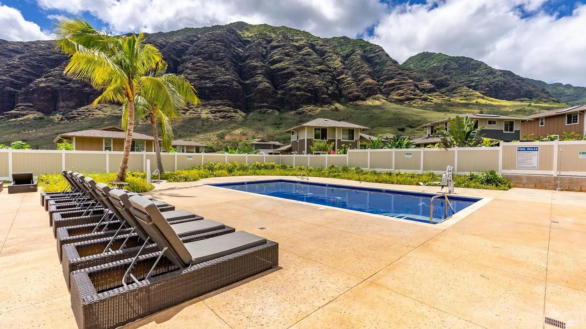 Lealea By Avantstay Ocean Mountain Views Waianae Holiday home